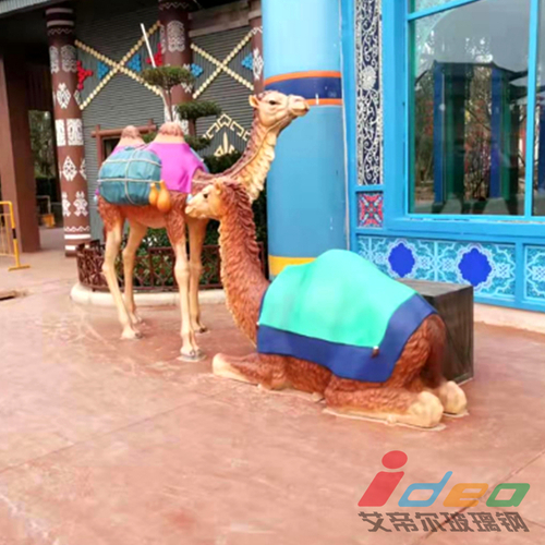 骆驼雕塑造型
